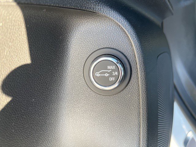 Certified 2025 Buick Envista Avenir image 13