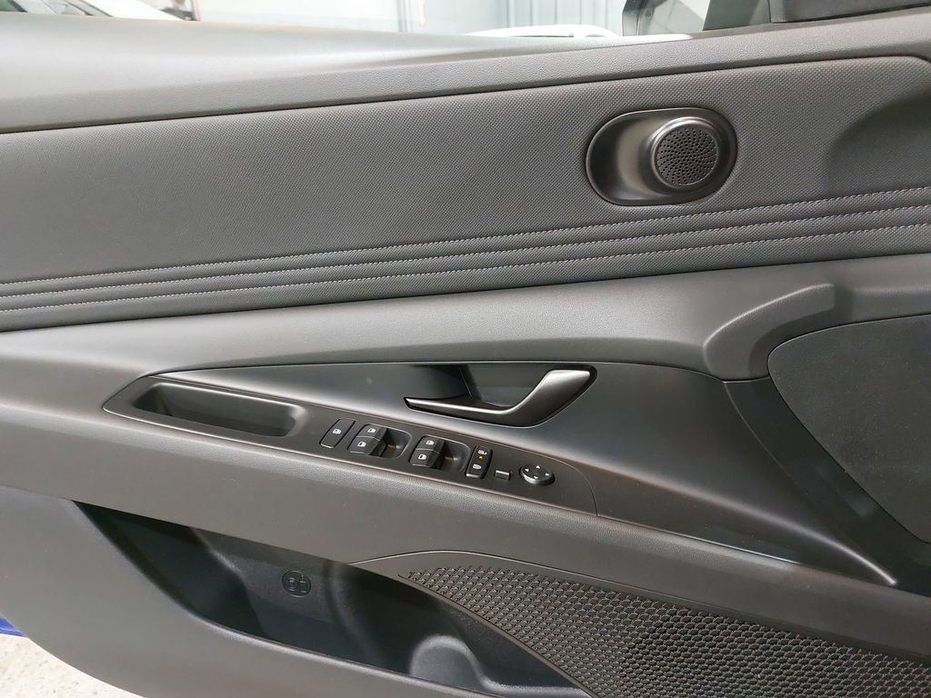 New 2026 Hyundai Elantra SEL Sport image 25