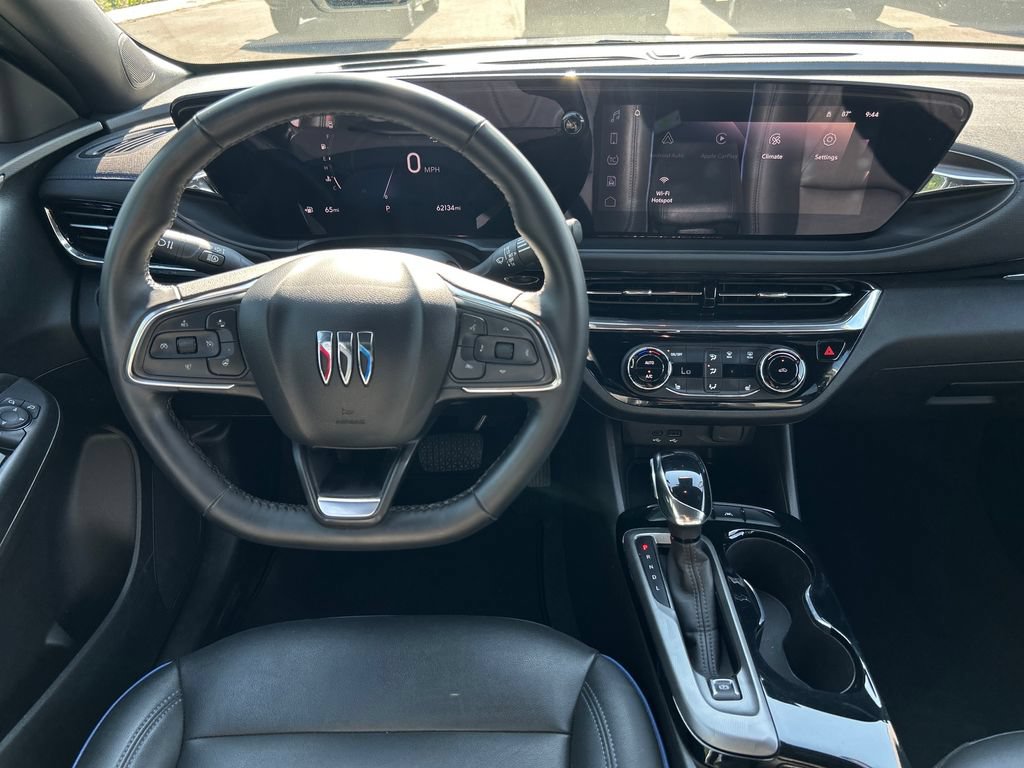 Used 2025 Buick Envista Sport Touring w/ Convenience I Package FWD image 14