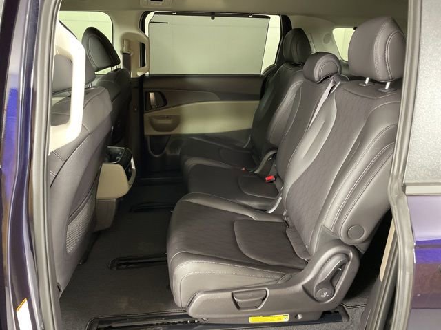 New 2026 Kia Carnival EX image 41