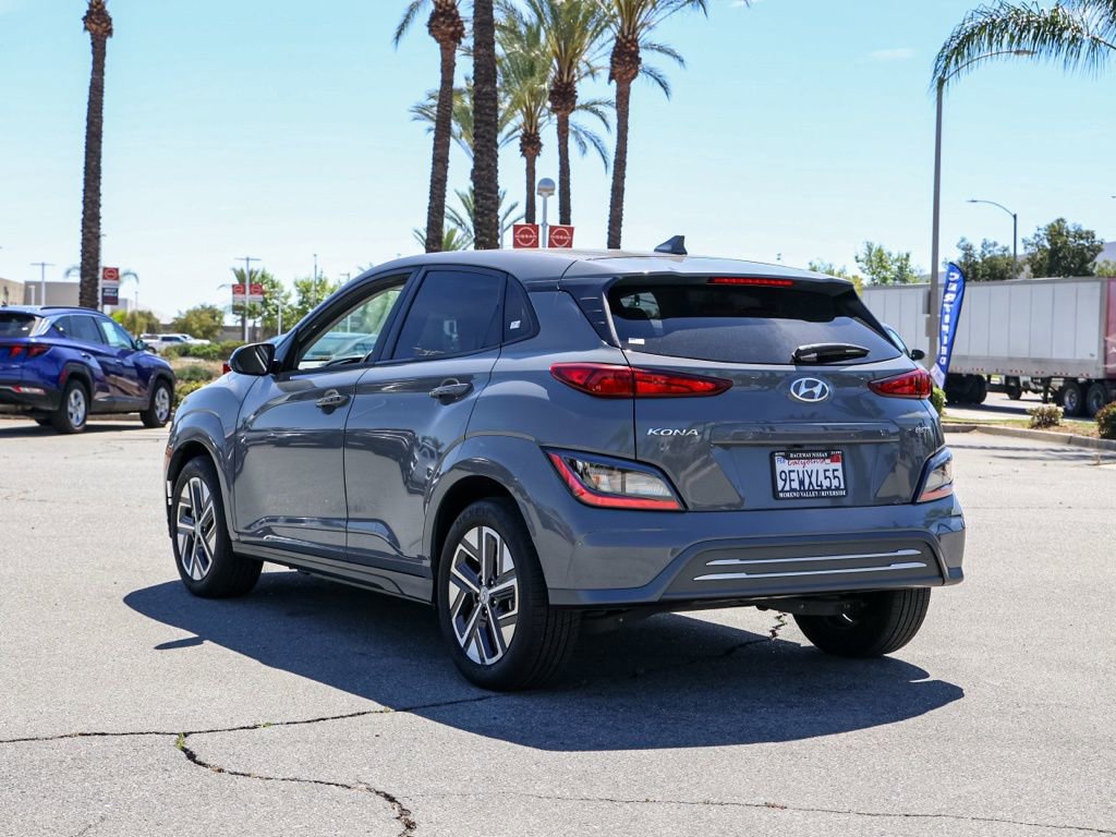 Used 2023 Hyundai Kona SE w/ Cargo Package image 6