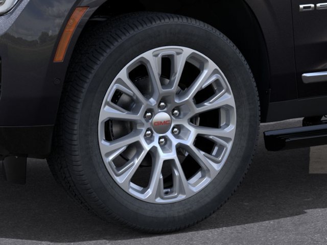 New 2026 GMC Yukon XL Denali w/ Sun & Power Step Package RWD image 9