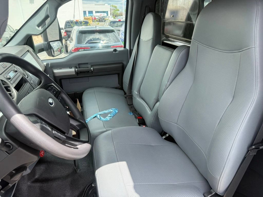 New 2025 Ford F750 2WD Regular Cab Super Duty image 29