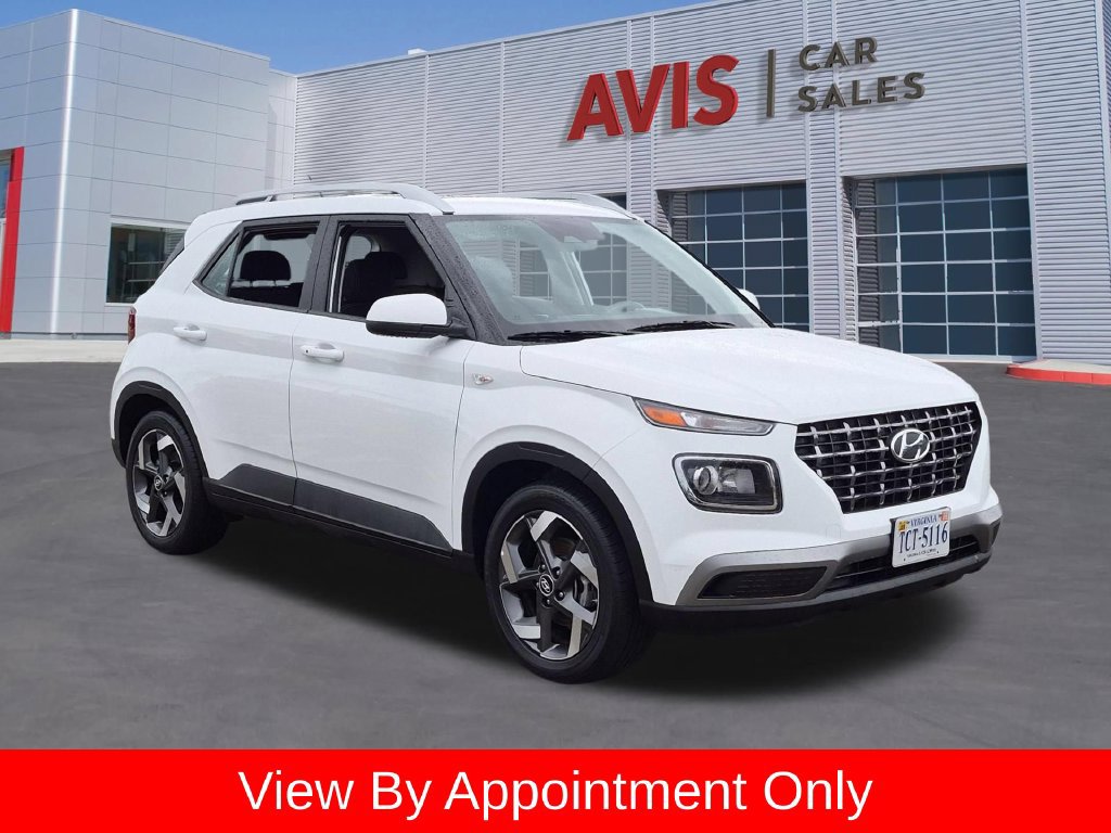 Used 2026 Hyundai Venue SEL FWD image 3