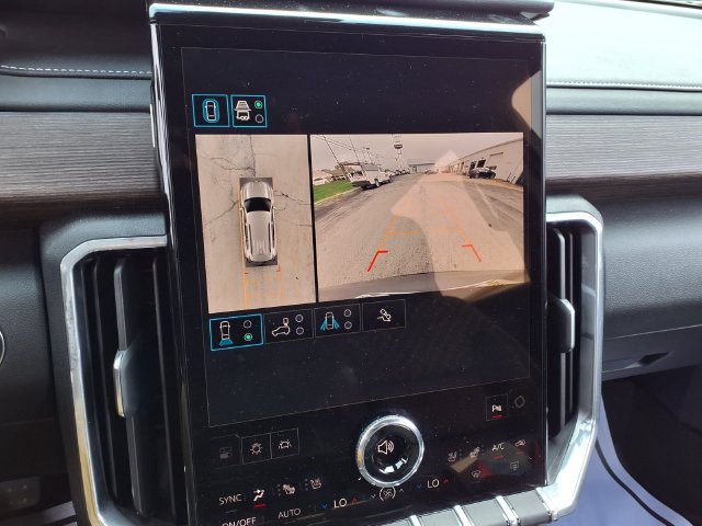 Used 2026 GMC Acadia Denali w/ Super Cruise Package AWD/4WD image 28