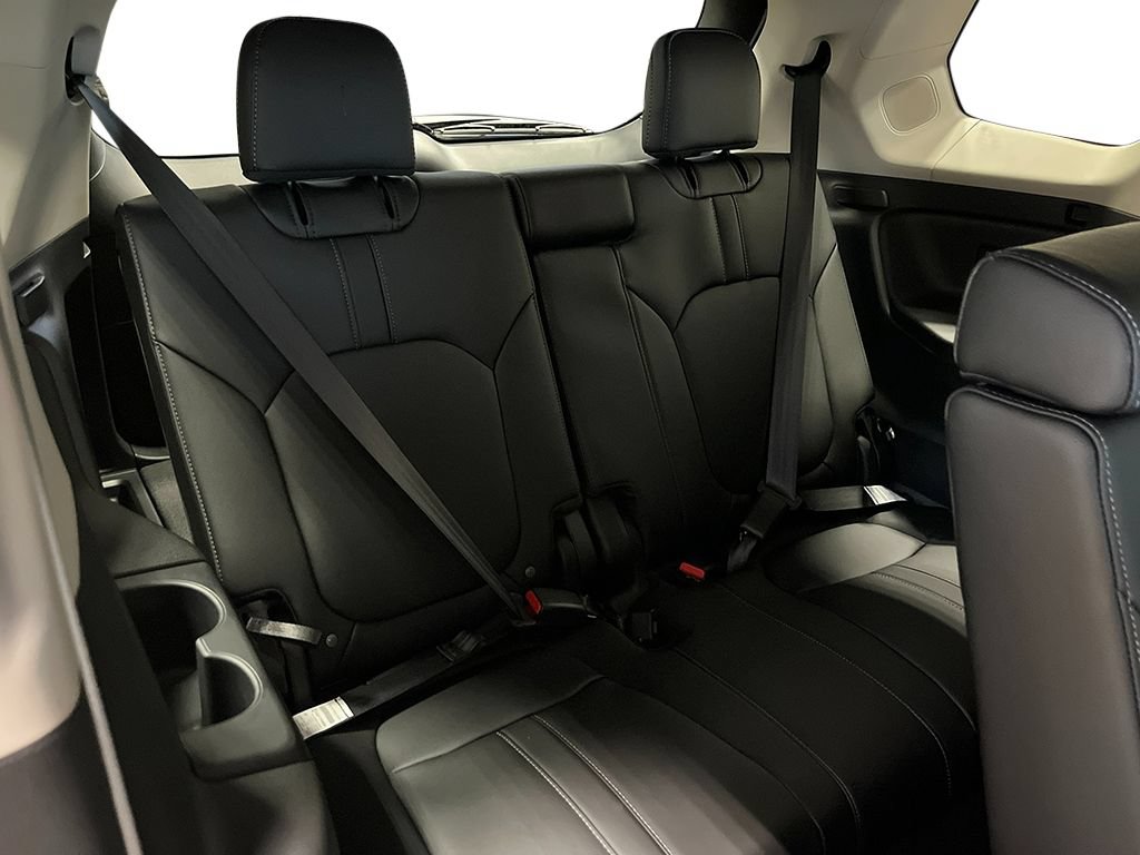 New 2026 Honda Pilot Touring image 24