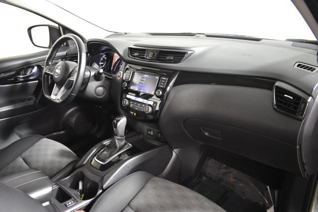 Used 2022 Nissan Rogue Sport SV AWD/4WD image 36