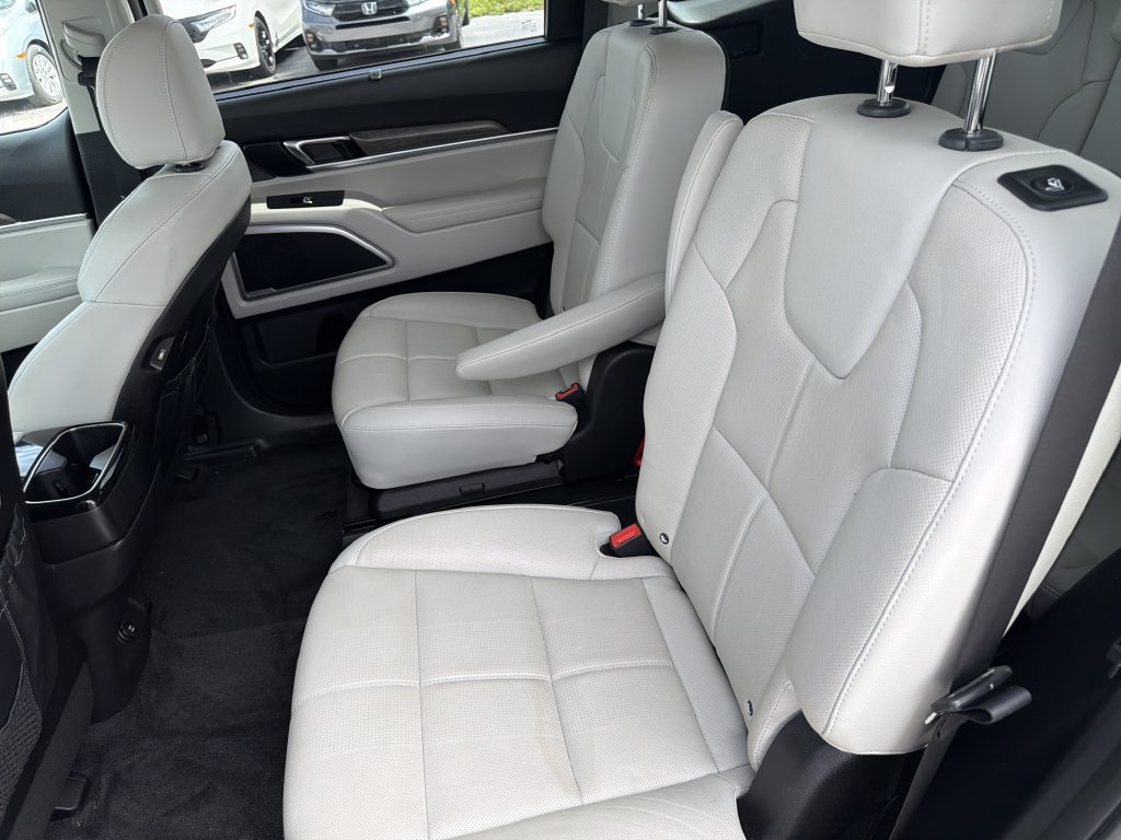 Used 2021 Kia Telluride EX w/ EX Premium Package FWD image 14