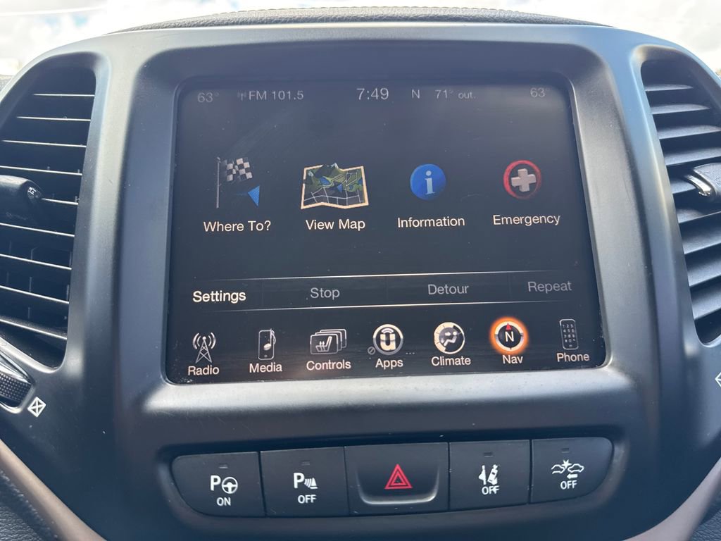 Used 2014 Jeep Cherokee Limited w/ Technology Group image 23