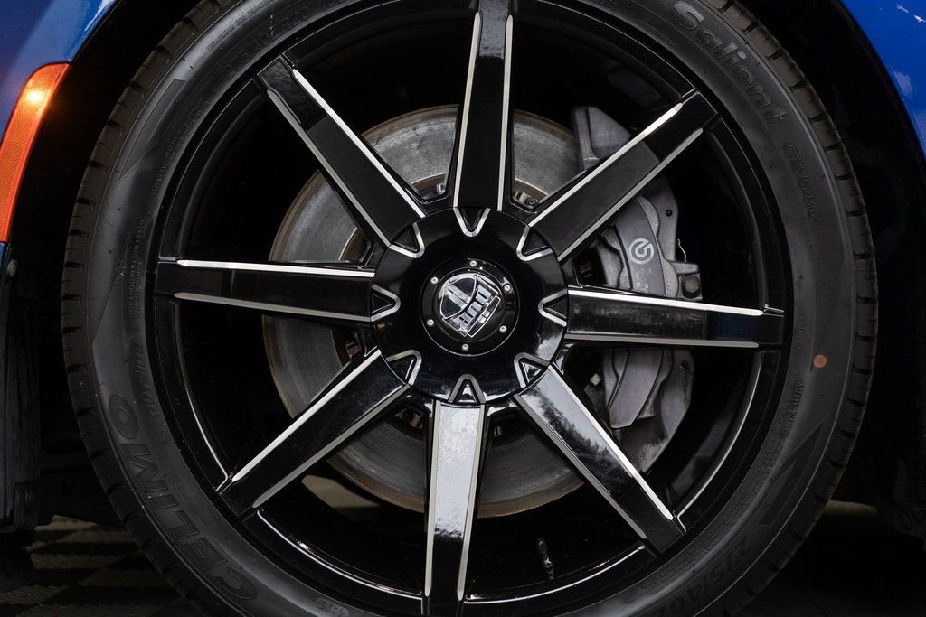 Used 2018 Dodge Charger R/T image 11