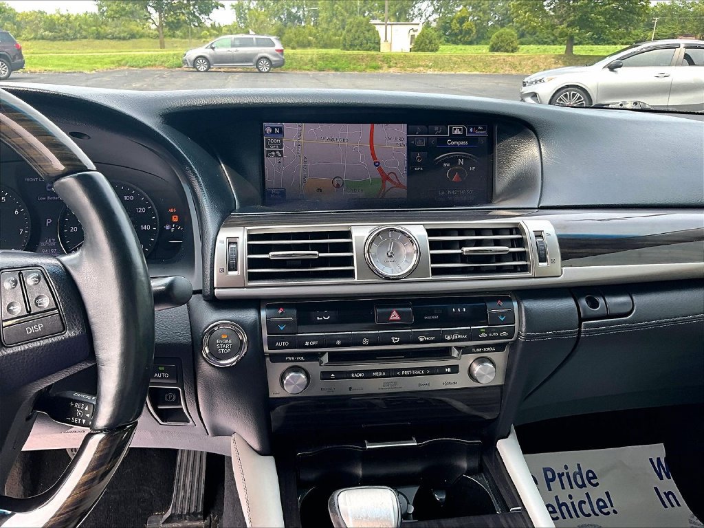Used 2014 Lexus LS 460 AWD w/ Comfort Package image 31
