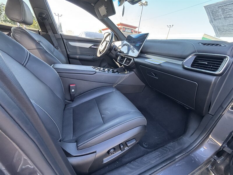 Used 2023 VinFast VF 8 Plus AWD/4WD image 19