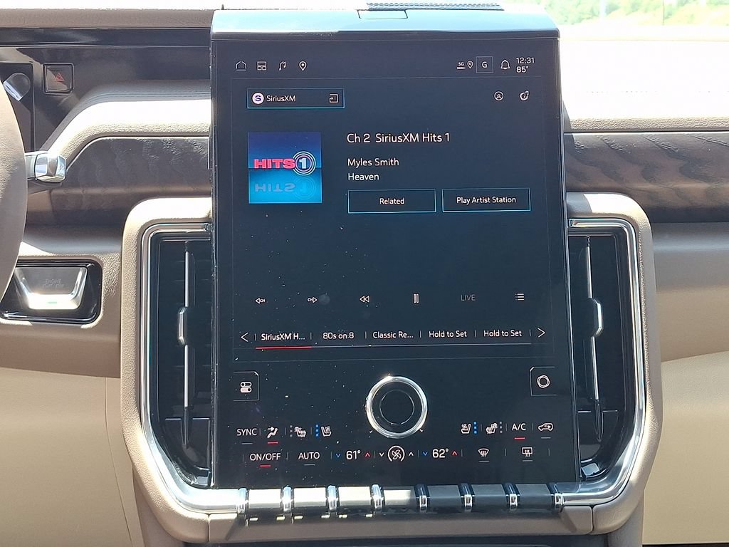 New 2026 GMC Yukon XL Denali w/ Denali Reserve Package AWD/4WD image 8