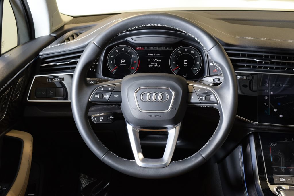 Used 2025 Audi Q7 2.0T Premium Plus AWD/4WD image 17