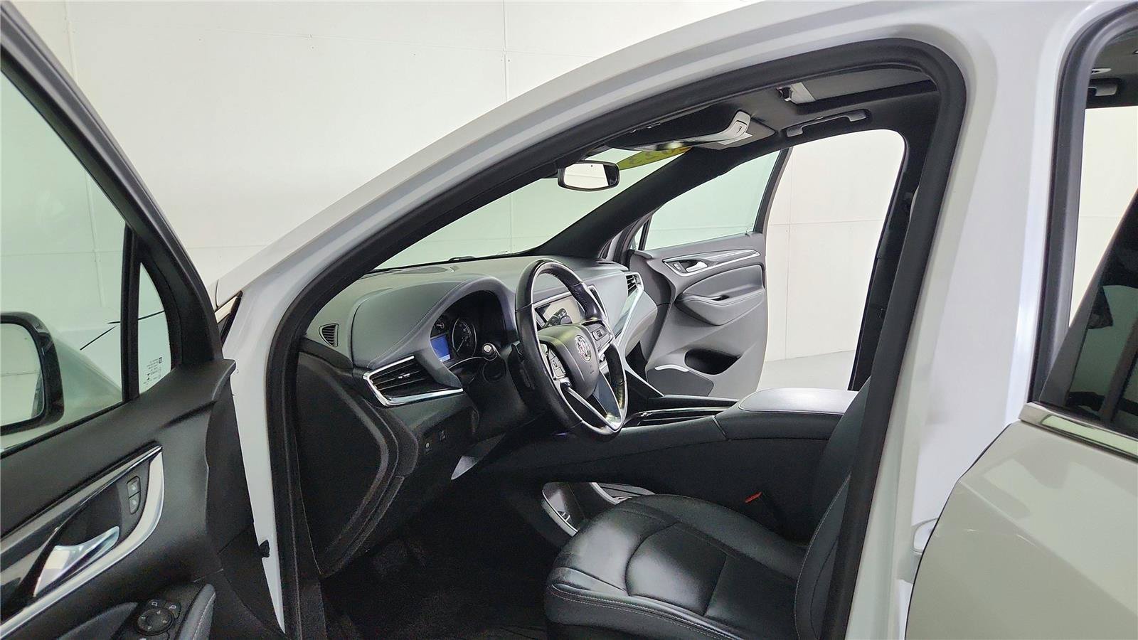 Used 2023 Buick Enclave Essence w/ Experience Buick Package AWD/4WD image 16