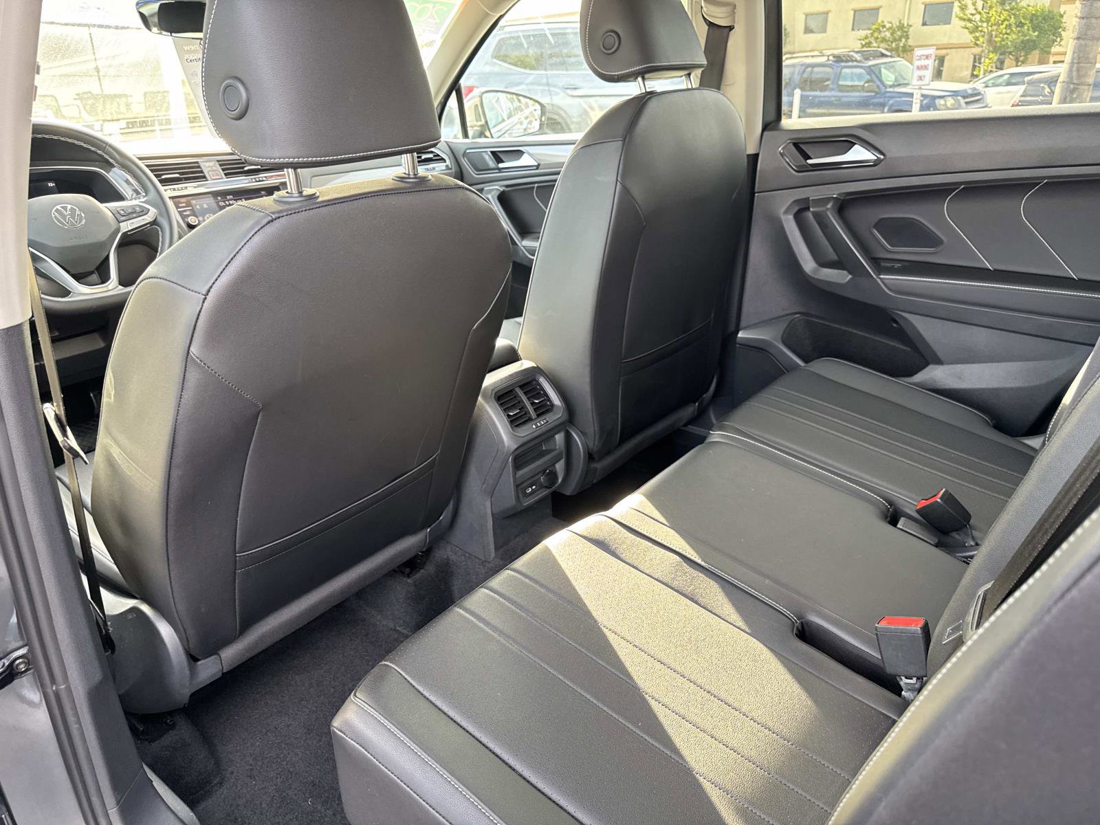 Certified 2023 Volkswagen Tiguan SE image 10