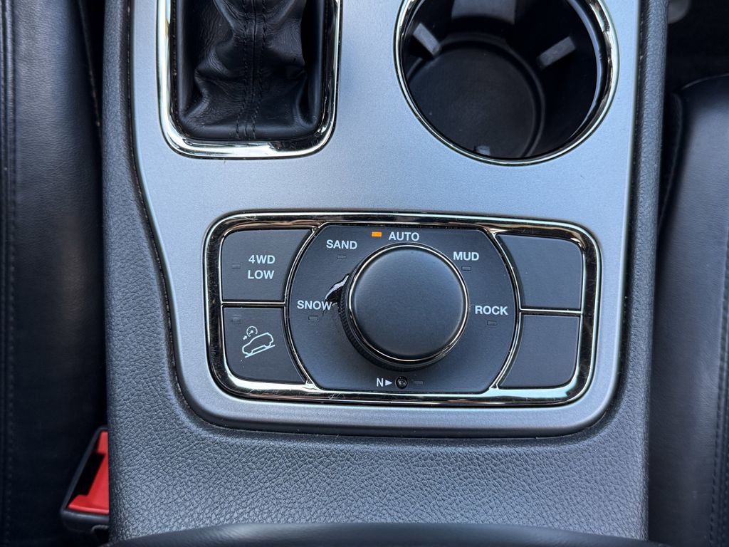 Used 2020 Jeep Grand Cherokee Limited X image 27