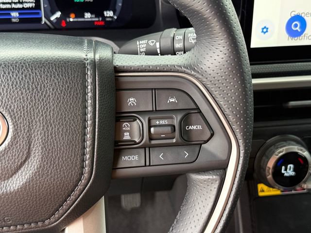 Used 2025 Toyota 4Runner Limited AWD/4WD image 18