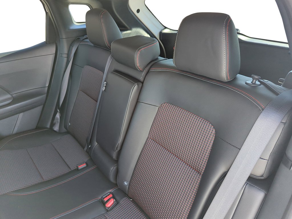 New 2026 Nissan Kicks SR w/ Cold Weather Package FWD image 22