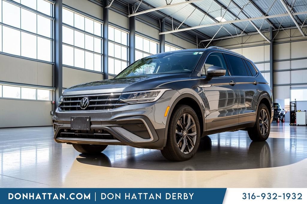 Used 2024 Volkswagen Tiguan SE