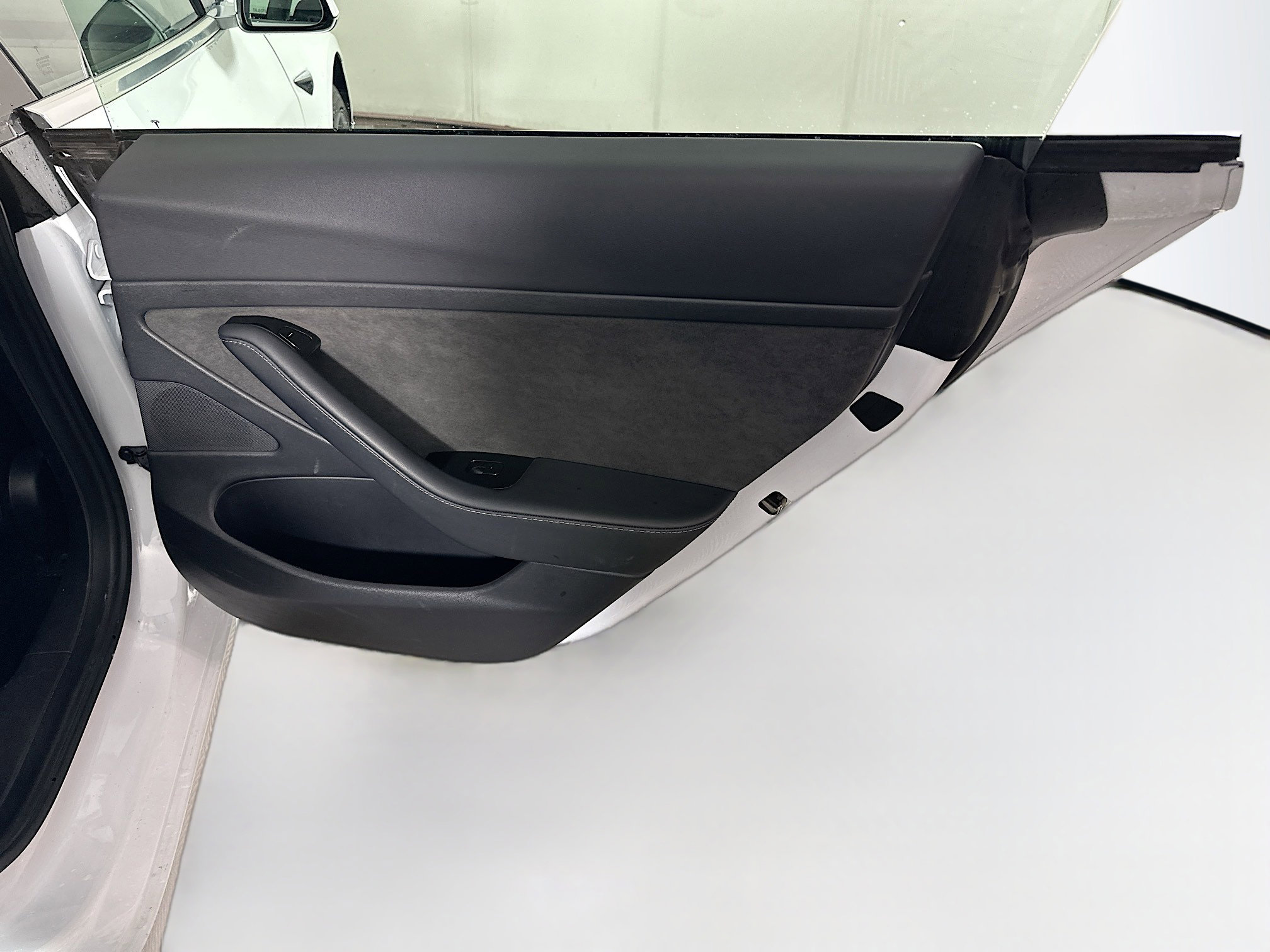 Used 2020 Tesla Model 3 Standard Range Plus image 27