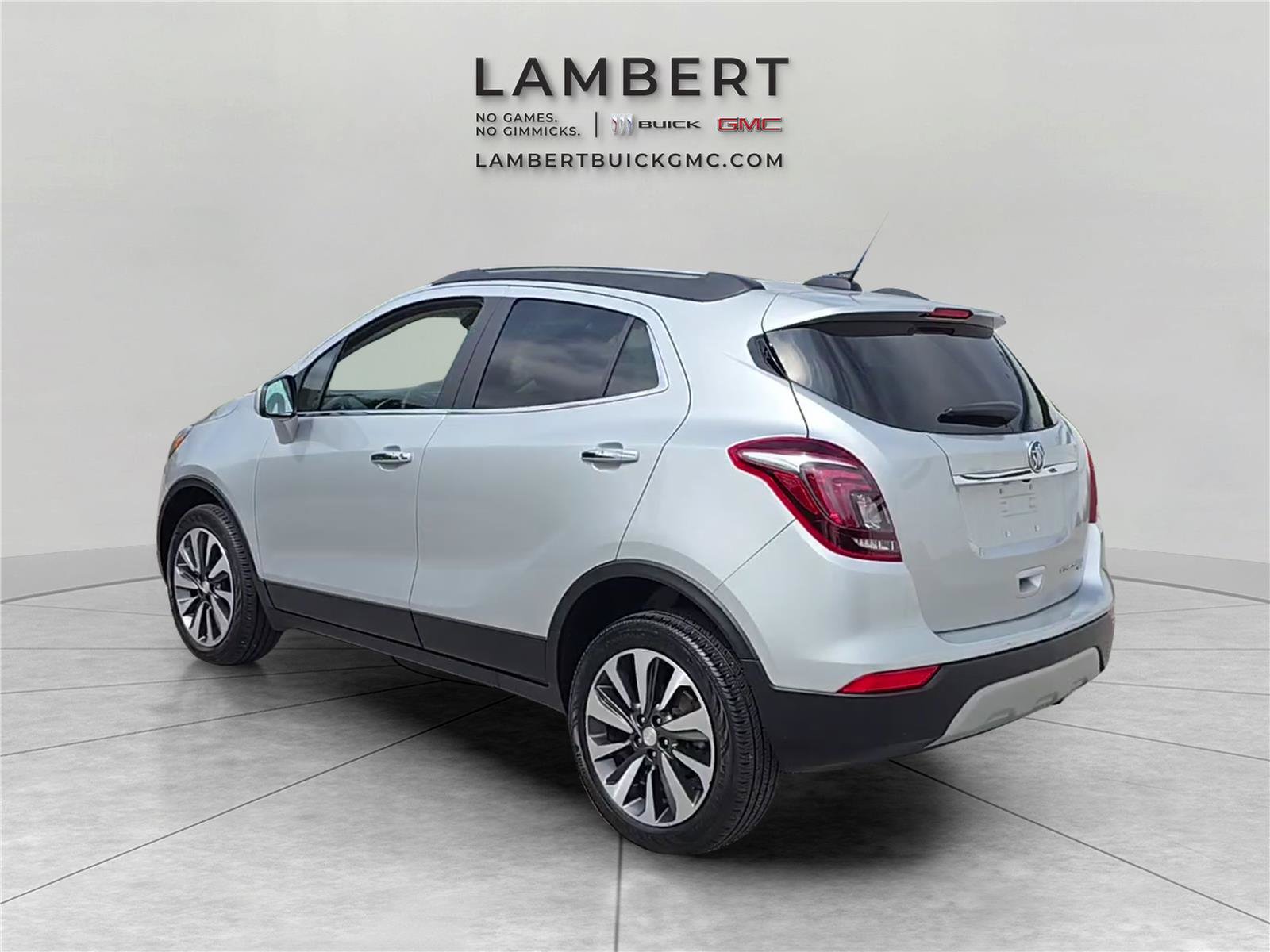 Used 2022 Buick Encore Preferred w/ Safety Package AWD/4WD image 3