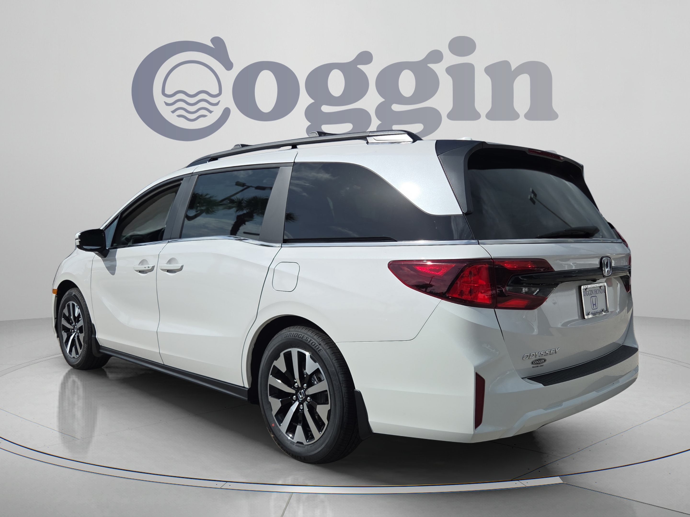 New 2026 Honda Odyssey EX-L image 3