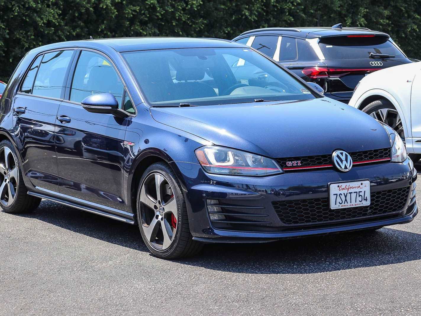 Used 2016 Volkswagen GTI Autobahn FWD image 5