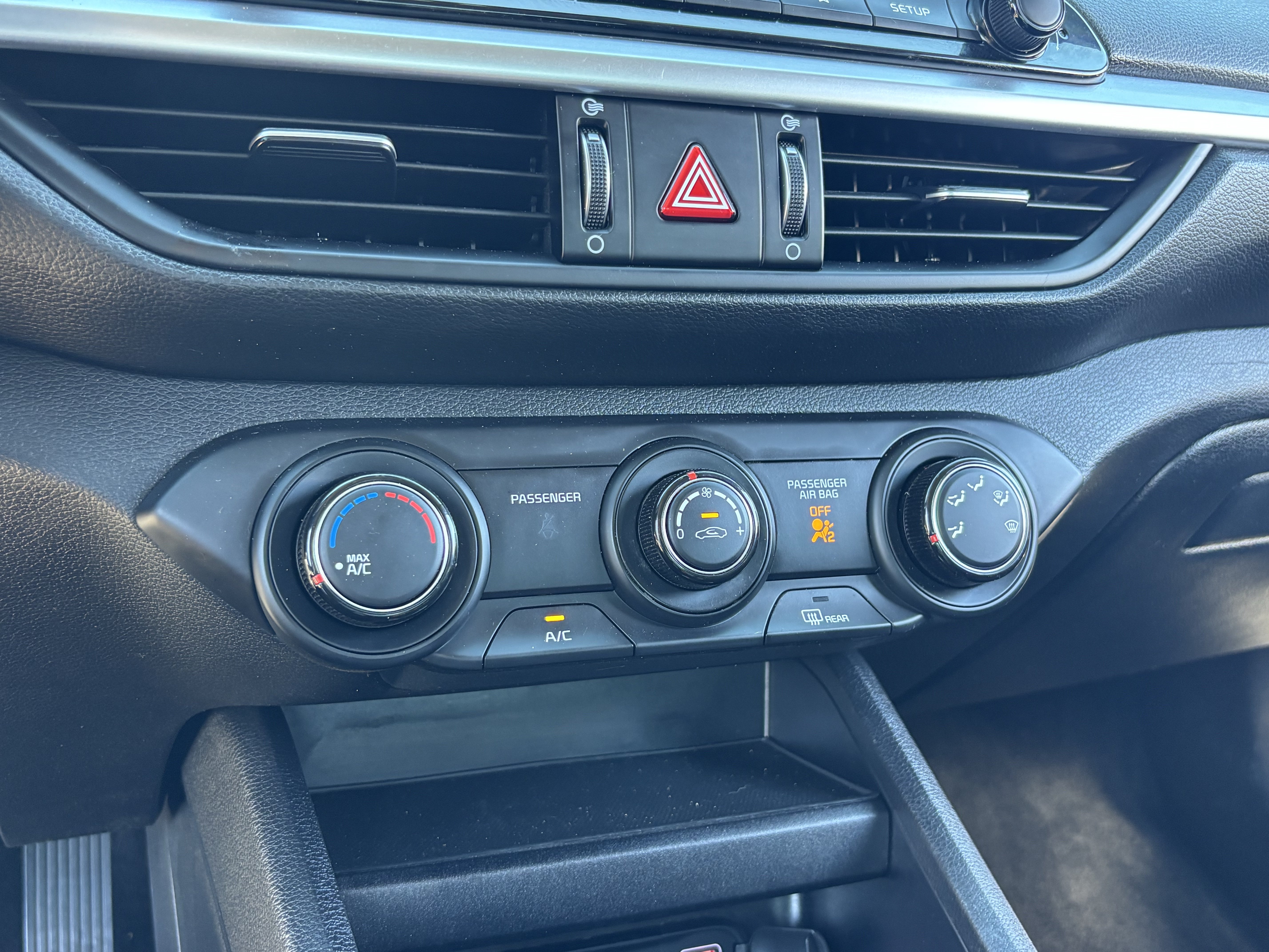 Certified 2024 Kia Forte LXS FWD image 22