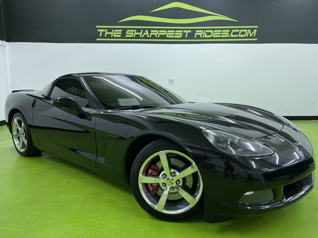 Used 2012 Chevrolet Corvette Coupe w/ 3LT Preferred Equipment Group image 1