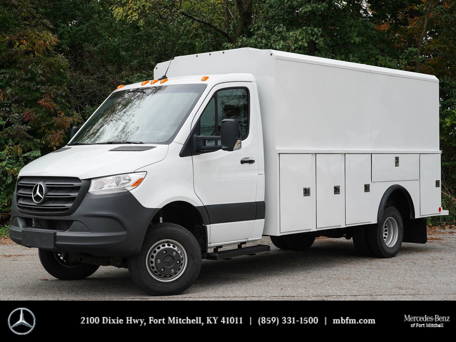 Used 2023 Mercedes-Benz Sprinter 3500 image 1