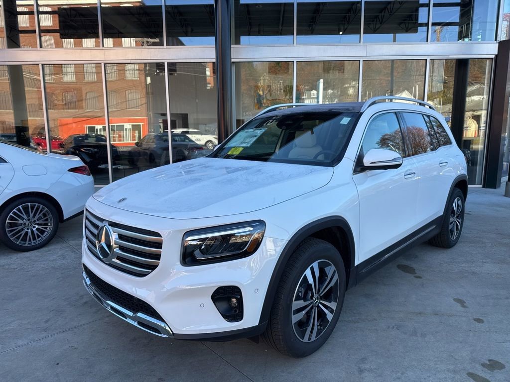 New 2026 Mercedes-Benz GLB 250 4MATIC image 4