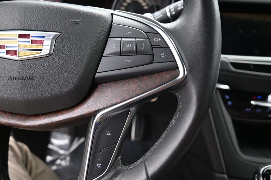 Used 2023 Cadillac XT5 Sportv w/ Technology Package AWD/4WD image 15