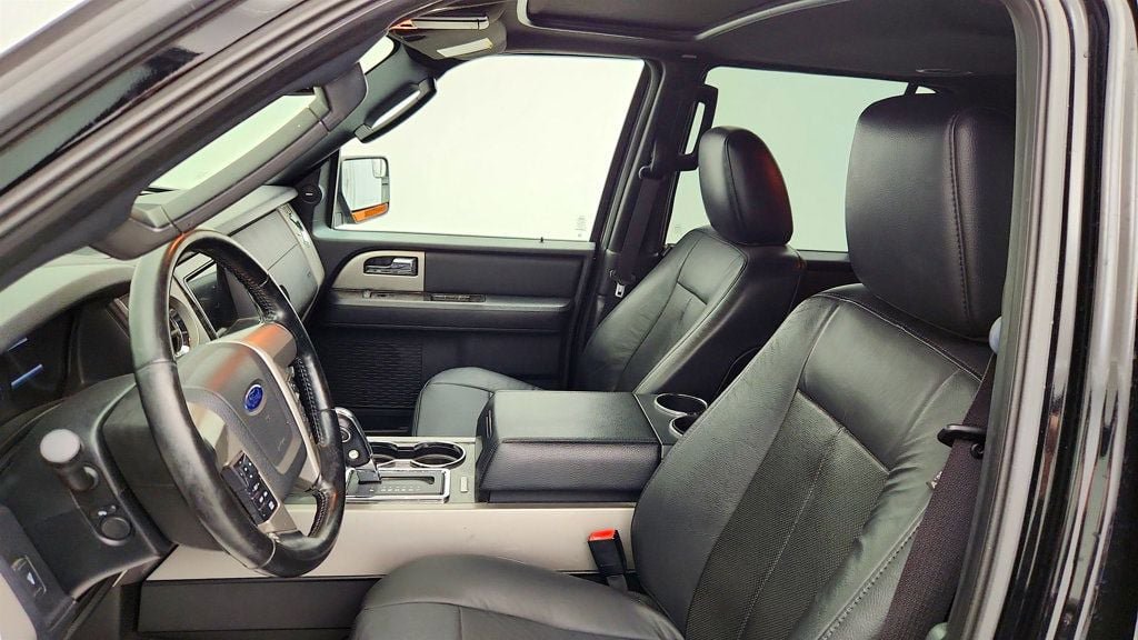 Used 2016 Ford Expedition Limited image 20
