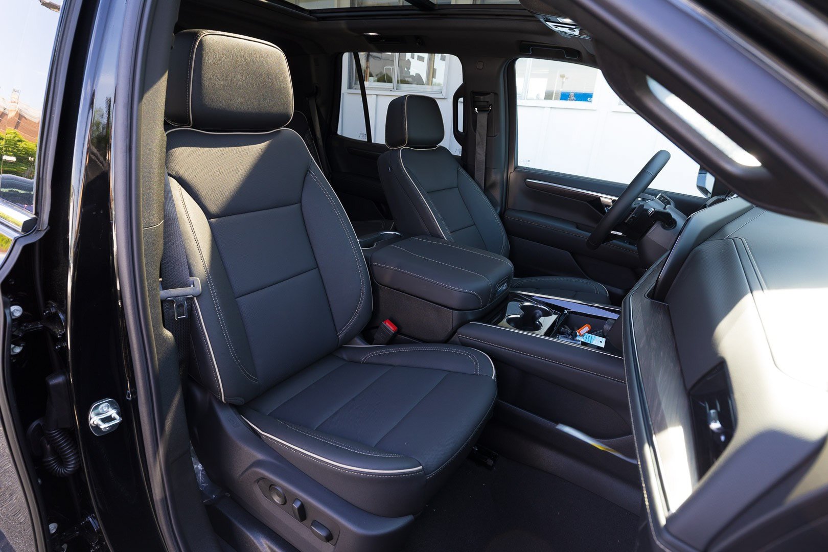 New 2026 Chevrolet Tahoe Premier w/ Sun And Tow Package AWD/4WD image 49