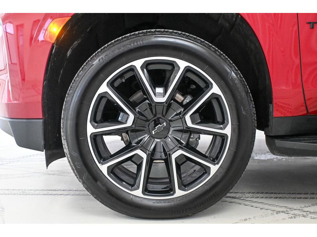 Used 2024 Chevrolet Tahoe RST w/ Luxury Package image 24