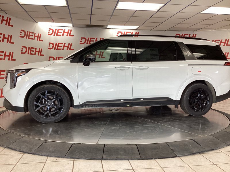 New 2026 Kia Carnival SX w/ SX Dark Edition Package FWD image 4