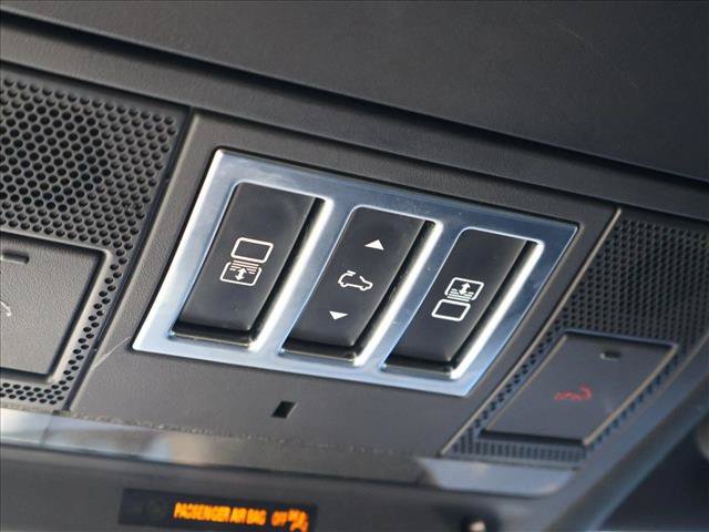 Used 2020 Land Rover Discovery Landmark AWD/4WD image 23