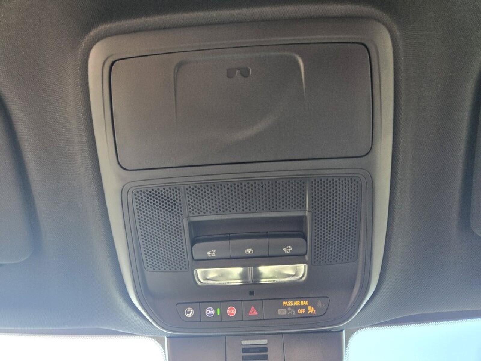 New 2026 GMC Acadia Elevation w/ Black Edition FWD image 19