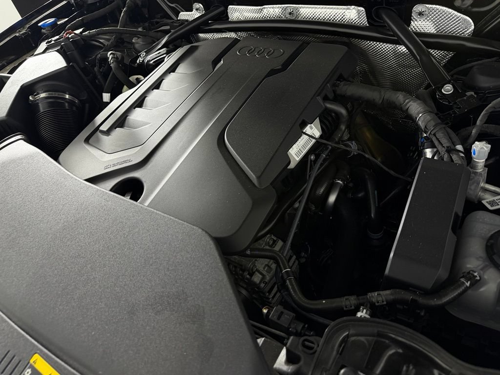 Used 2025 Audi Q5 Premium w/ Convenience Package AWD/4WD image 34