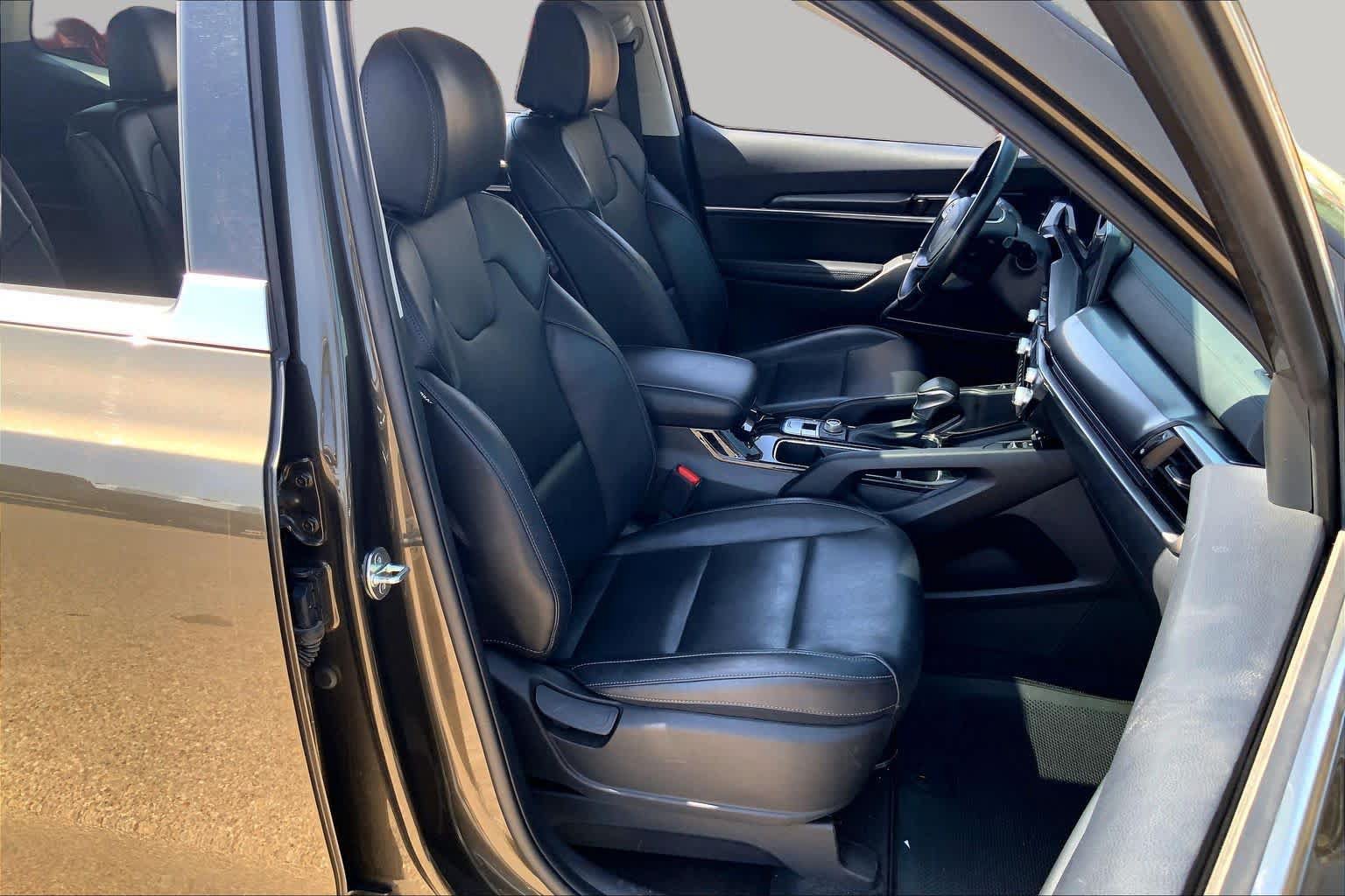 Certified 2025 Kia Telluride S AWD/4WD image 9