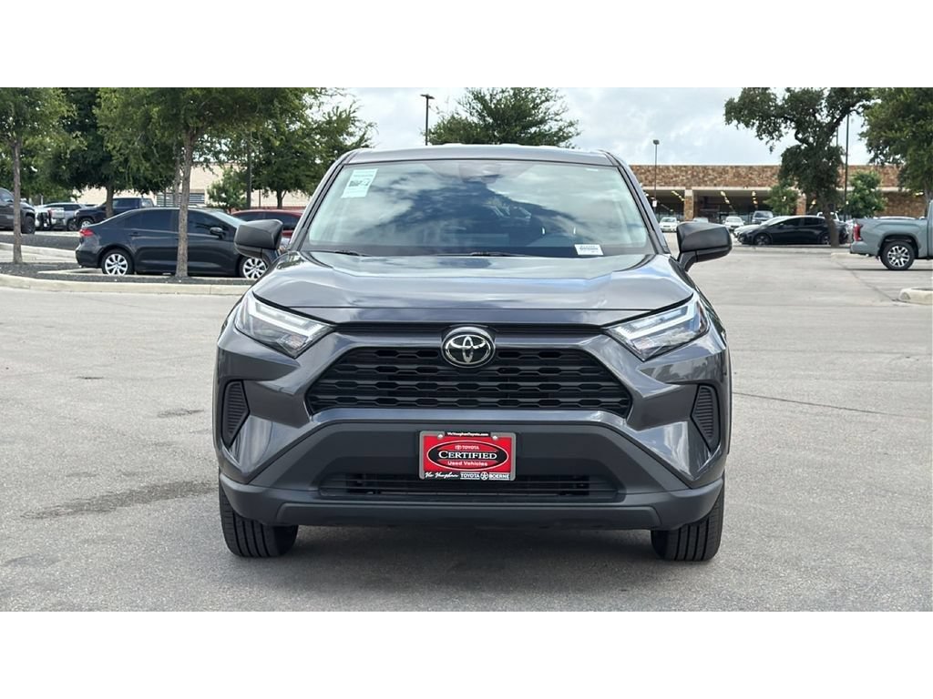 Used 2024 Toyota RAV4 LE FWD image 8
