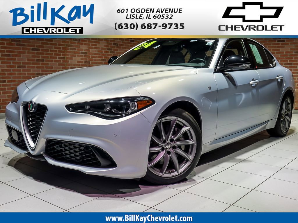 Used 2024 Alfa Romeo Giulia Ti AWD/4WD video 1
