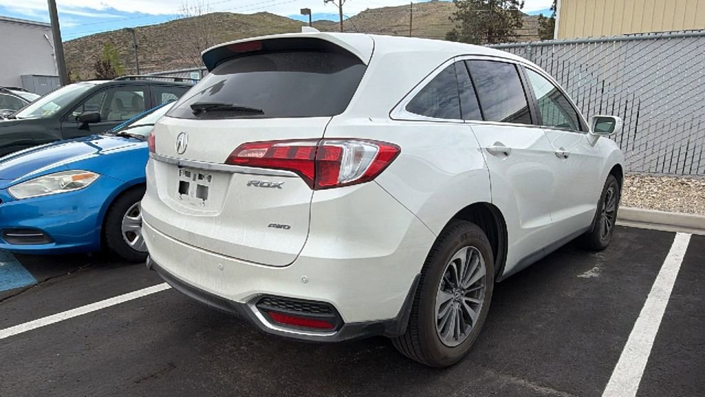 Used 2017 Acura RDX AWD w/ Advance Package image 2