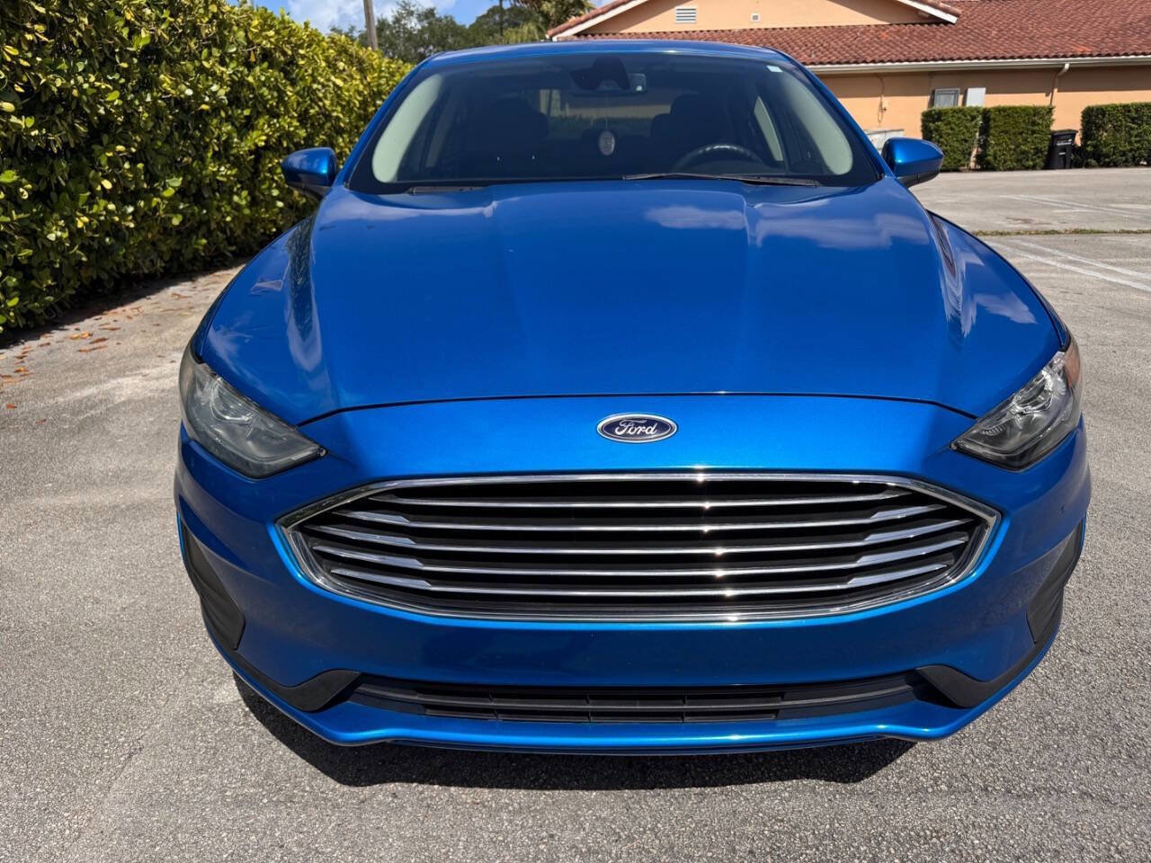 Used 2020 Ford Fusion SE FWD image 9