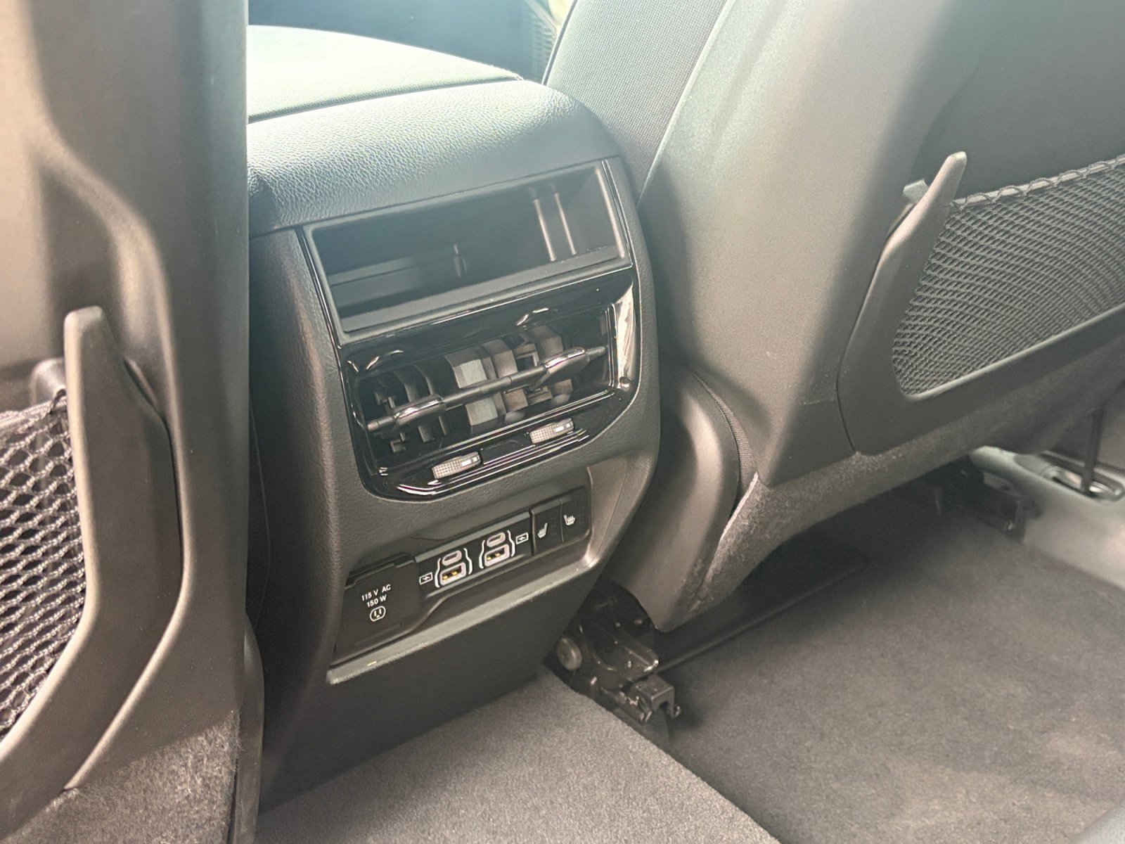 Used 2025 Jeep Grand Cherokee Limited w/ Trailer Tow Package image 26