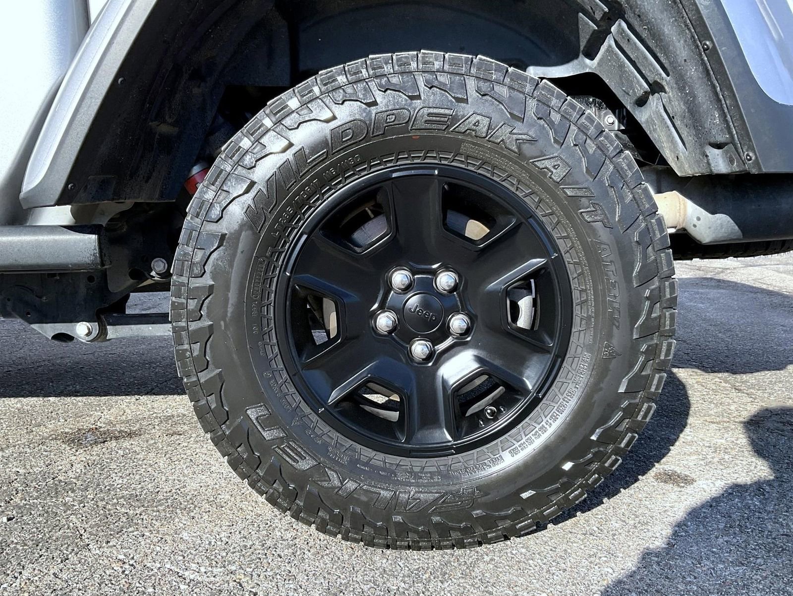 Used 2021 Jeep Gladiator Mojave w/ LED Lighting Group image 22