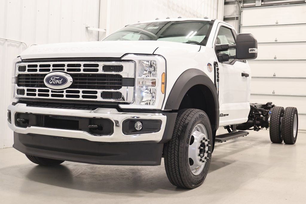 New 2026 Ford F550 4x4 Regular Cab Super Duty image 4