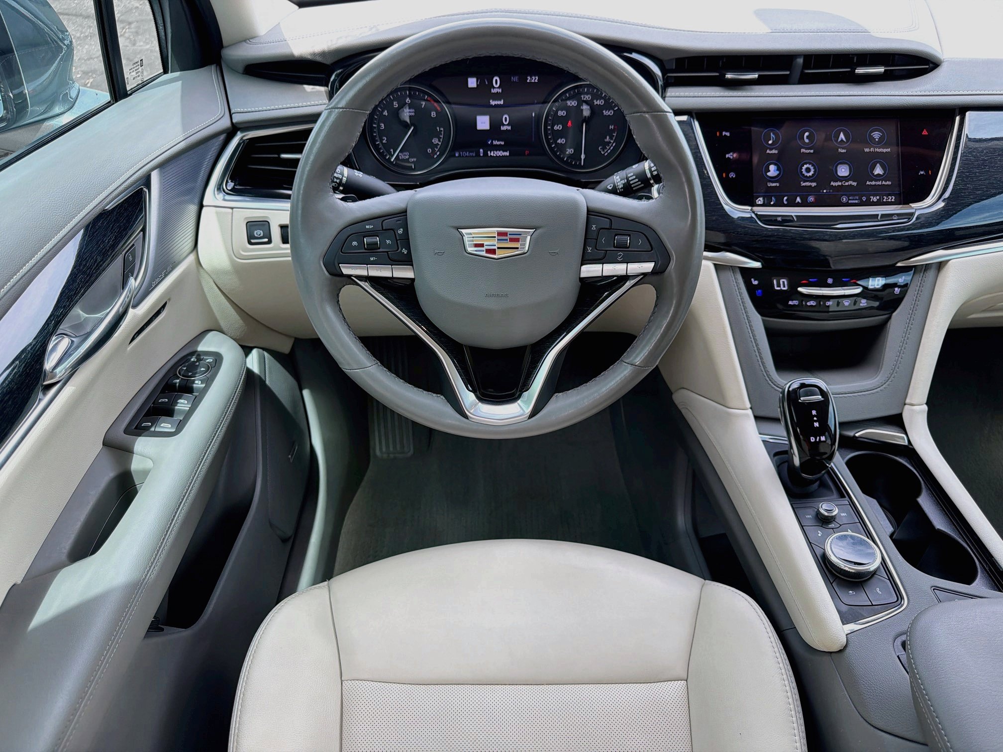 Certified 2024 Cadillac XT6 Premium Luxury w/ Technology Package FWD image 24
