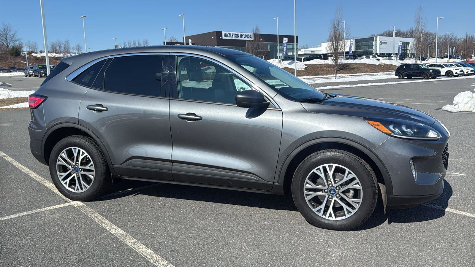 Used 2022 Ford Escape SEL image 3